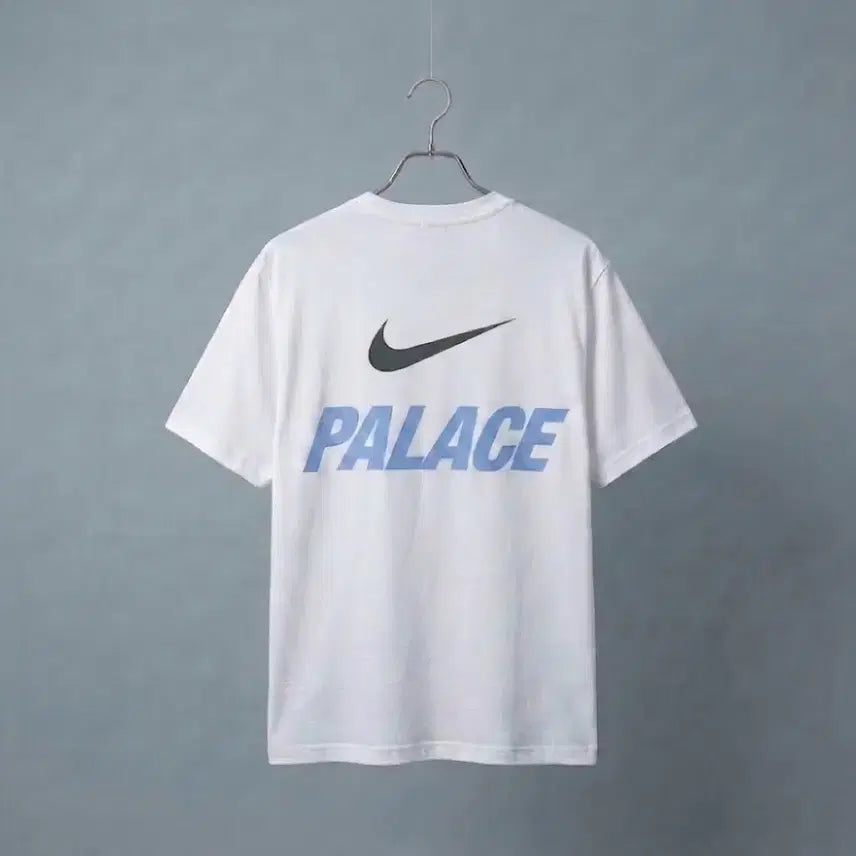 [BUNJANG] Nike x Palace Font Swoosh Seoul T-Shirt / 나이키 x 팔라스 폰트 스우시 서울 반팔 티셔츠 반팔티