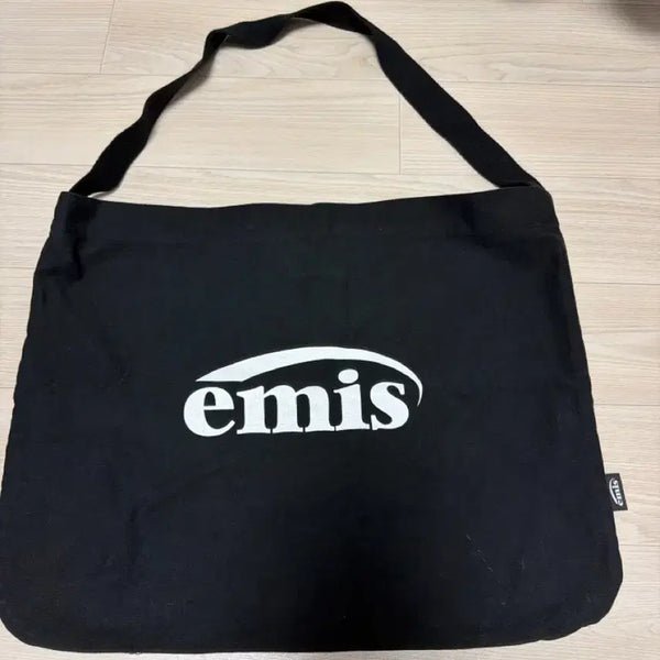 [BUNJANG] Emis Shoulder Bag Black / 이미스 숄더백