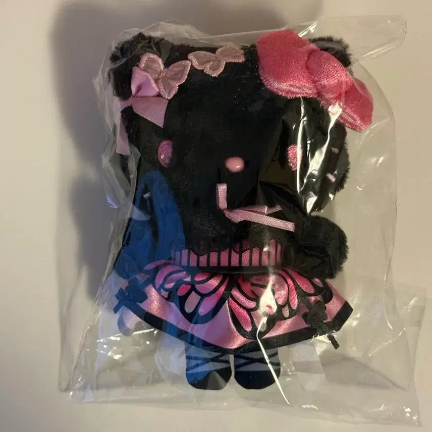 [BUNJANG] Sanrio Hello Kitty Butterfly Black Kitty Mascot Plush / 산리오 헬로키티 버터플라이 블랙키티 마스코트 인형