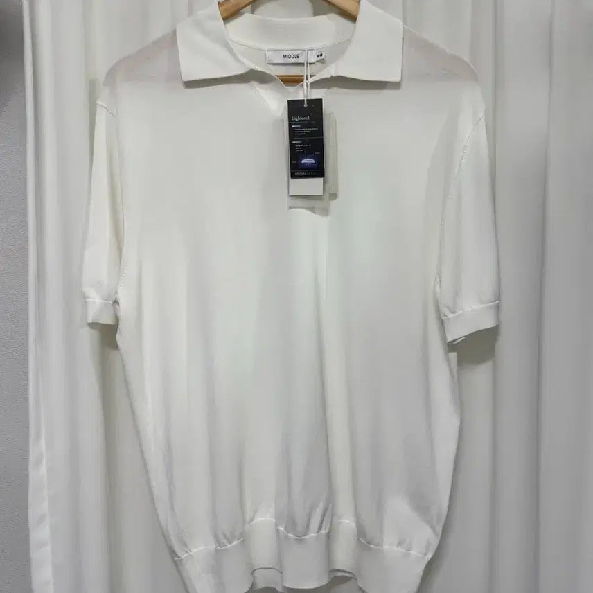 [BUNJANG] White Short-Sleeve Knit Polo Shirt - Light Cool, Size M / [새상품] 화이트 반팔 카라 니트 라이트쿨 M
