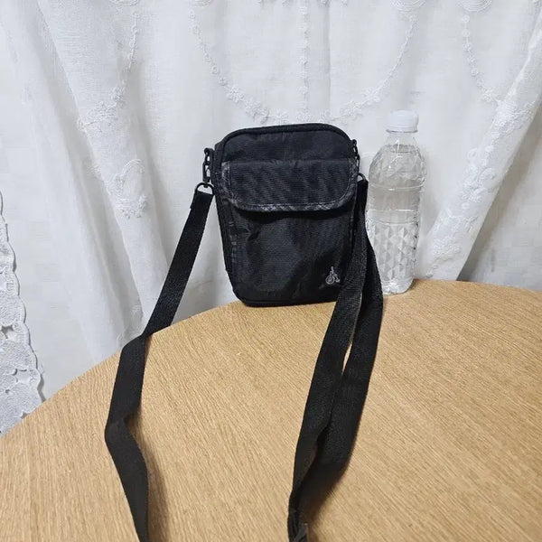 [BUNJANG] Beanpole Mini Cross Bag Phone Pouch / 빈폴 미니크로스백 폰가방