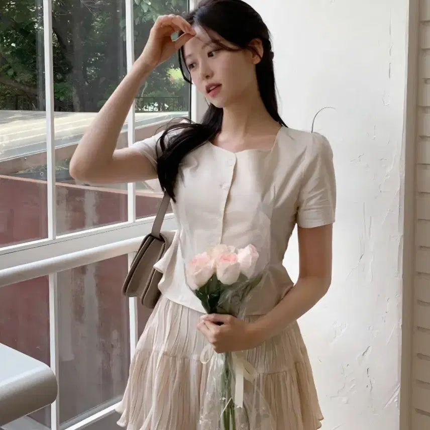 [BUNJANG] Attirance Square Neck Short Sleeve Blouse + Flare Skirt Set / 아뜨랑스 스퀘어넥 반팔 블라우스+플레어 스커트 세트