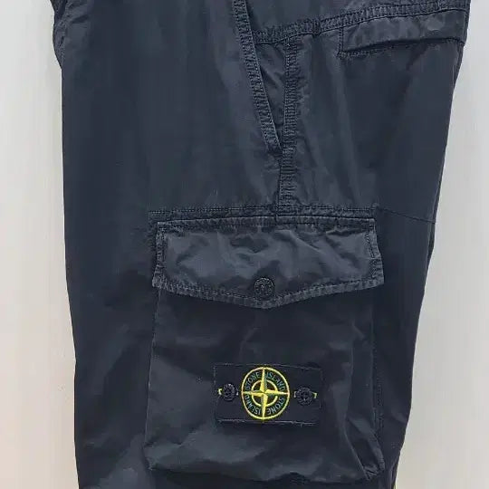 [BUNJANG] Stone Island Bermuda Cargo Shorts / [2349]스톤아일랜드 카고 반바지 34~36