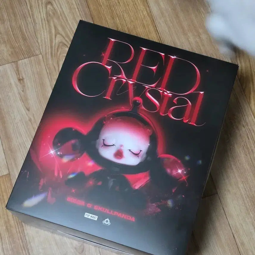 [BUNJANG] Pop Mart Skullpanda Red Crystal 400% / 팝마트 스컬판다 RED CRYSTAL 400%