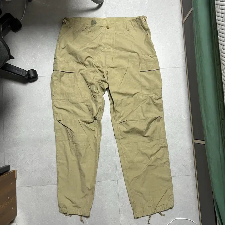 [BUNJANG] British Military Desert Cargo Pants / [38] 영국군 데저트 사막 카고 팬츠