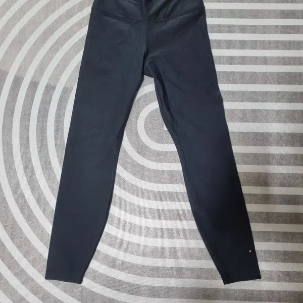 [BUNJANG] Nike Women's Black Leggings / 나이키 여성 레깅스 검정