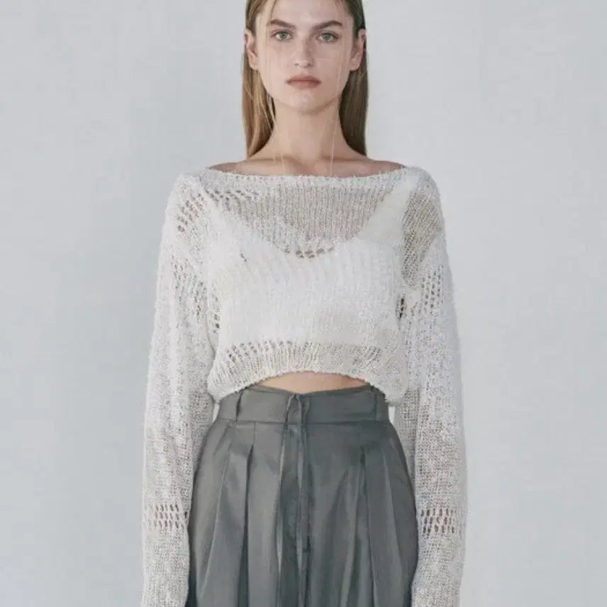 [BUNJANG] Diagonal Loose Crop Knit / 다이애그널 루즈크롭니트
