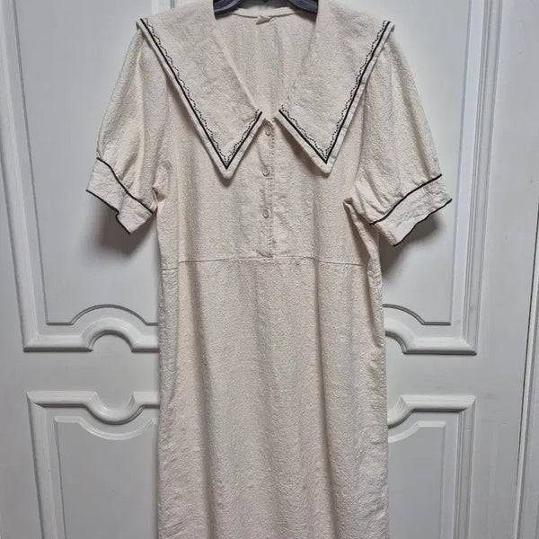 [BUNJANG] Cute Kara Dress / 귀여운 카라 원피스