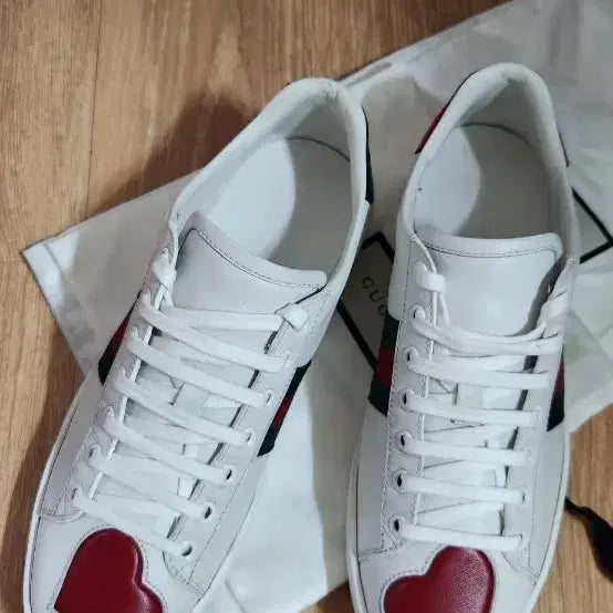 [BUNJANG] Gucci Heart Sneakers / (250mm)남여공용 구찌신발 하트 구찌운동화 구찌스니커즈