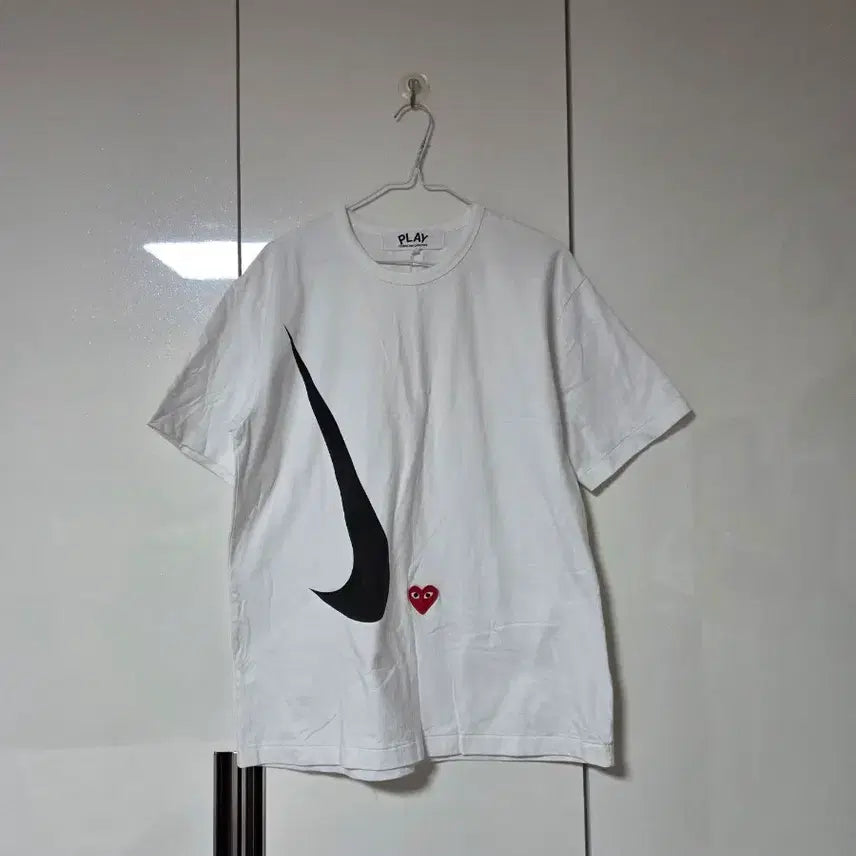 [BUNJANG] Comme des Garçons PLAY x Nike Collaboration T-Shirt L / 꼼데가르송 PLAY 나이키 반팔티 L