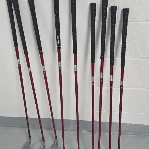 [BUNJANG] V300 5th Generation Graphite Iron Shafts (9-Piece Set, 4-56 Degrees) / v300 5세대 샤프트 그라파이트 4-56도 9개세트