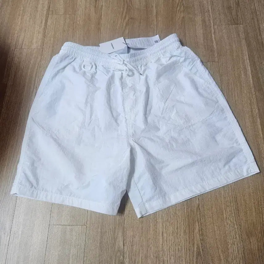 [BUNJANG] Codegraphy Women's White Casual Shorts M / 코드그라피 여성 반바지(새상품)