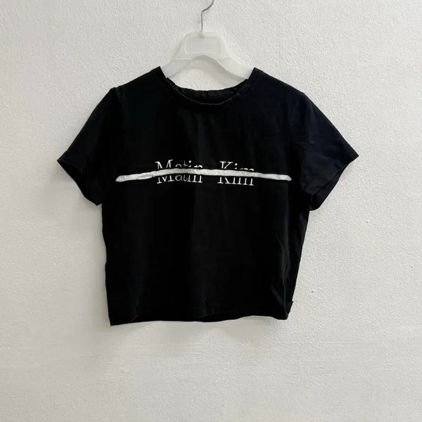 [BUNJANG] Matinkim Crop Logo T-Shirt Black OS / 마뗑킴 크롭 로고 티셔츠 블랙 os