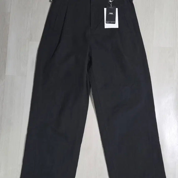 [BUNJANG] Fabregas Clip One-Tuck Curved Pants Black / (착샷) 파브레가 클립스 원턱 커브드 팬츠