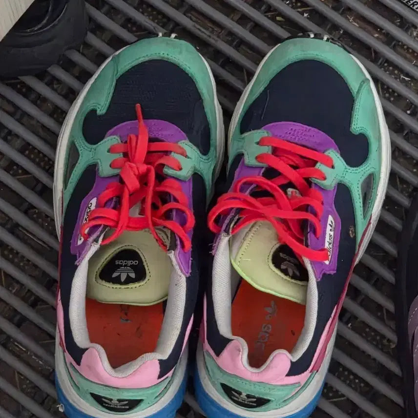 [BUNJANG] Adidas Falcon Women's Sneakers / 아디다스 팔콘 235 (240가능)