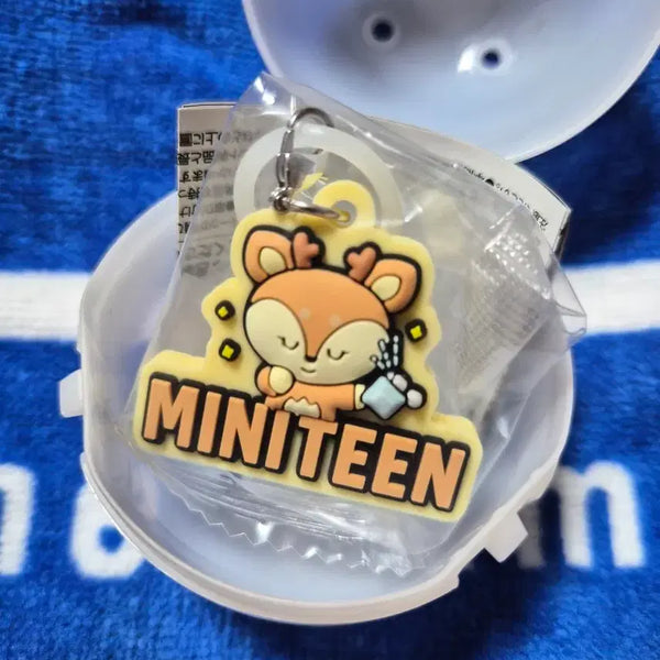 [BUNJANG] SEVENTEEN MiniTin Deer Mezushi Gacha Keychain / 세븐틴 미니틴 샤슴이 메지루시 가챠