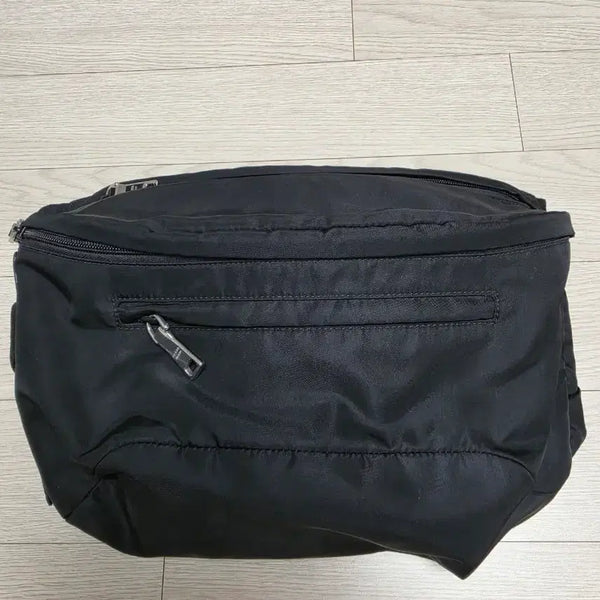 [BUNJANG] Prada 018 Tech Nylon Penny Bag Black / 프라다 018 테크 나일론 블랙 페니백