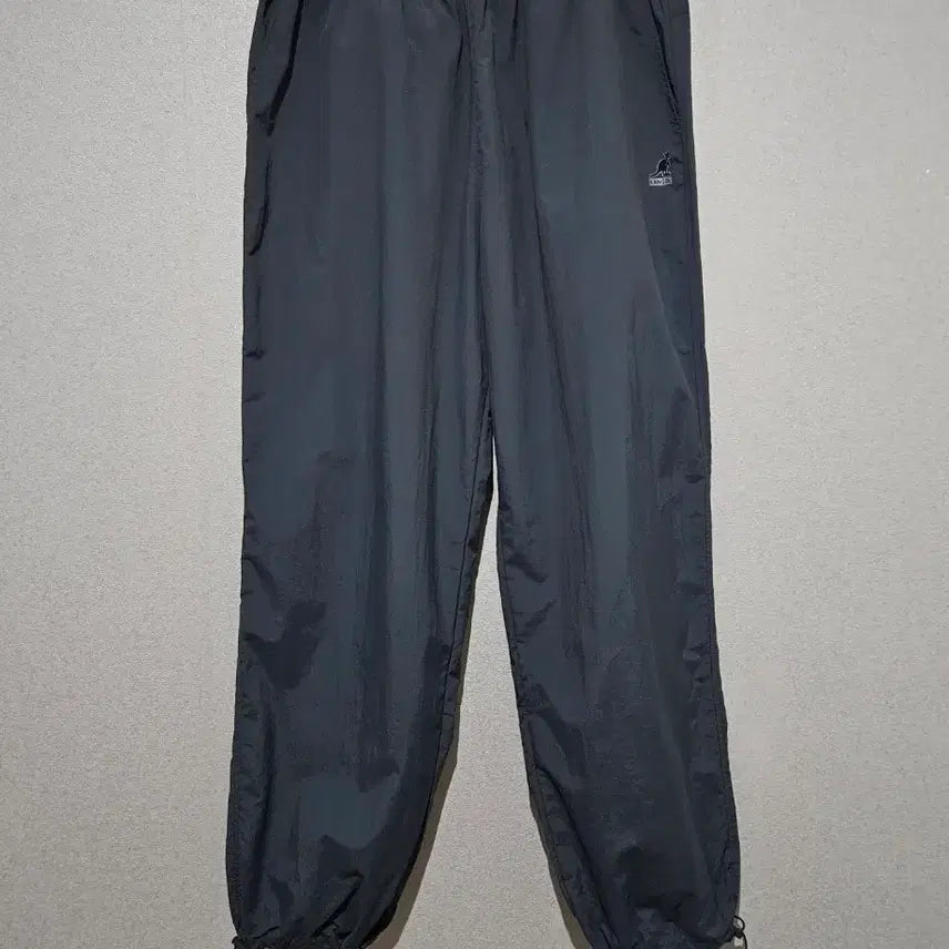[BUNJANG] Kangol Training Pants Black / 캉골 트레이닝 바지 검정색
