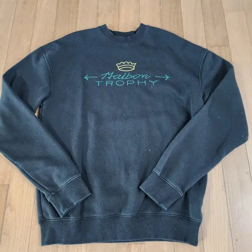 [BUNJANG] Malbon Trophy Sweatshirt Black Size 100 / 말본 트로피 맨투맨 100 블랙