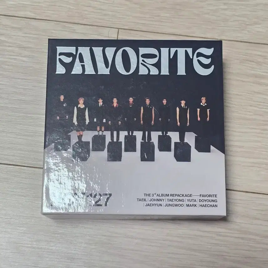 [BUNJANG] NCT 127 3rd Repackage Album 'Favorite' Kit Album (Poetic Ver.) / NCT127 정규3집 리패키지 favorite 키노앨범 kit 키트