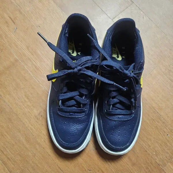[BUNJANG] Nike Air Force 1 Low Navy/Yellow (235mm) / (2회착용)나이키 에어포스 1 로우 네이비/옐로우 235