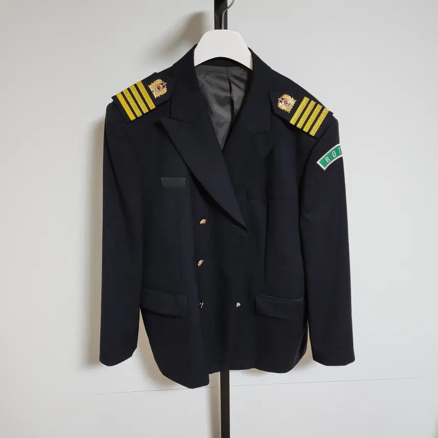 [BUNJANG] ROTC Navy Golden Taegeuk Badge Men's Blazer Jacket / [Free] ROTC 네이비 금장 태극마크 훈장 남성 정장 자켓