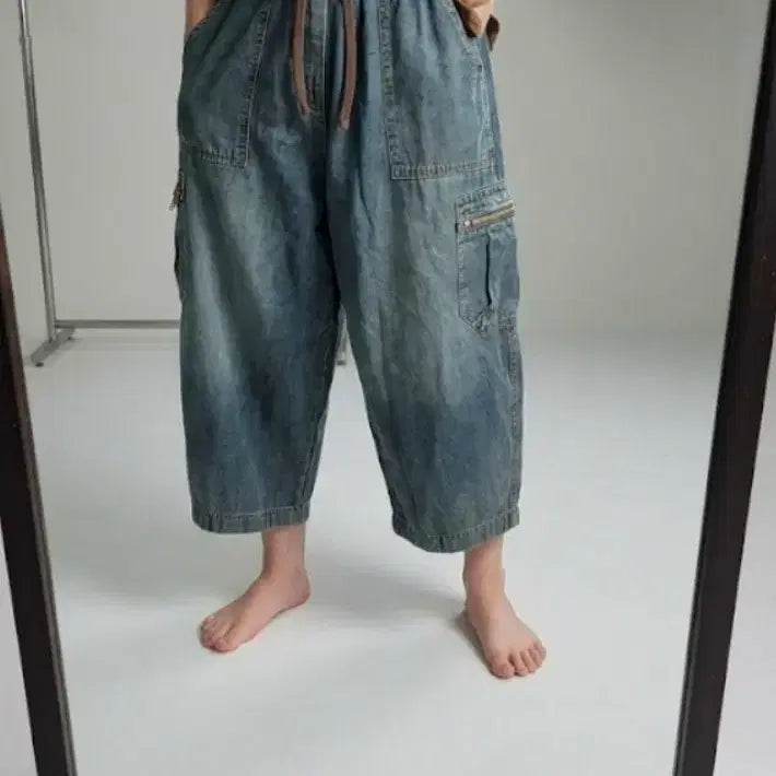 [BUNJANG] Unisex Zipper Detail 7-Minute Length Wide Leg Denim Pants (Waistband) / [새제품] 양쪽 지퍼 포인트 7부 데님 통배기바지 (밴딩)