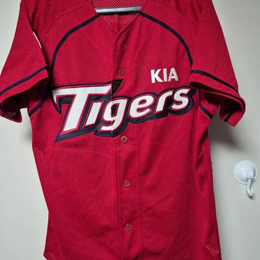 [BUNJANG] Kia Tigers Yang Hyeon-jong Authentic Baseball Jersey (Size 100) / 기아타이거즈 정품 유니폼 100사이즈 양현종 선수 마킹 판매합니다