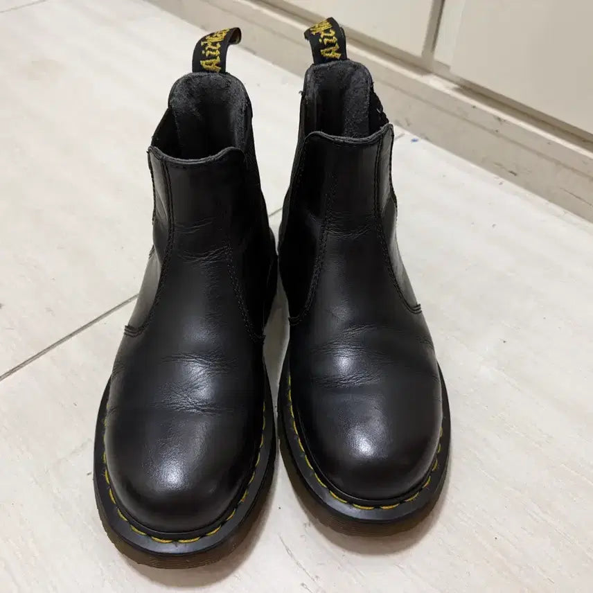 [BUNJANG] Dr. Martens 24040 Chelsea Boots Black UK7 / 닥터마틴 24040 첼시부츠 블랙 UK7 250