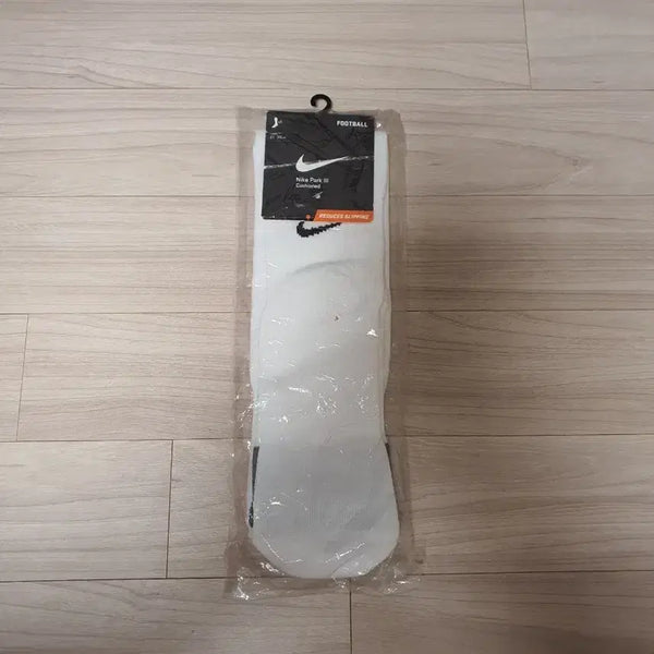 [BUNJANG] Nike Soccer Socks L (270-300mm) New / 새상품 나이키 축구 양말 사커 삭스 L 270~300