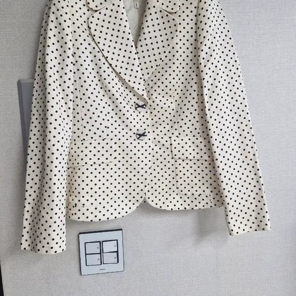 [BUNJANG] Escada Silk Polka Dot Jacket / 에스까다 실크 도트 자켓