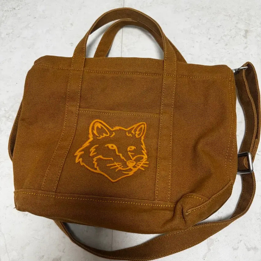 [BUNJANG] Maison Kitsuné Bold Fox Head Tote Bag / 메종키츠네 볼드 폭스 헤드 토트백 골든 브라운