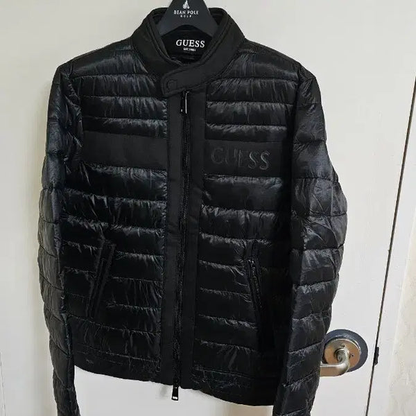 [BUNJANG] Guess Standard Neck Basic Padded Jacket / 게스 스탠넥 베이직 패딩자켓(627