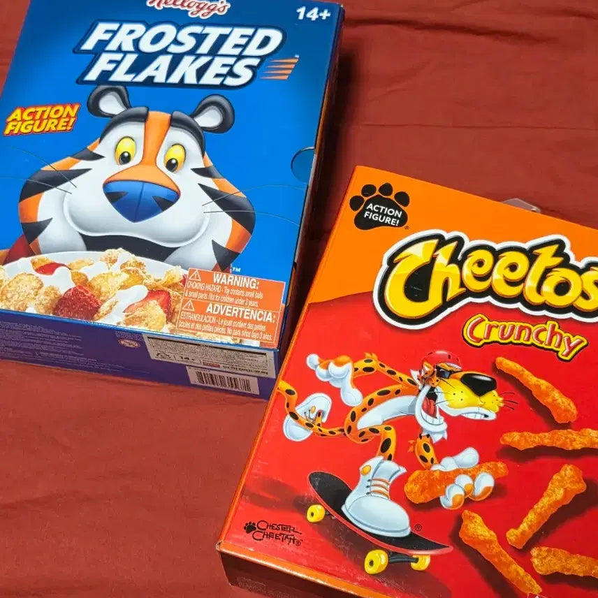 [BUNJANG] Kellogg's Tony the Tiger & Chester Cheetah Pixel Figure Set / 켈로그 토니 더 타이거 피규어 / 체스터 치타 피규어