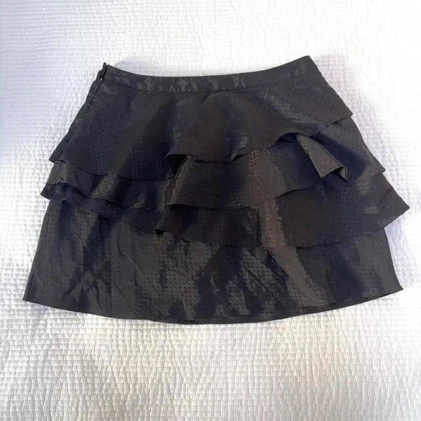 [BUNJANG] Kimchi Blue Layered Black Ruffle Asymmetrical Mini Skirt / 김치블루 레이어드 블랙 프릴 언발란스 캉캉 미니스커트