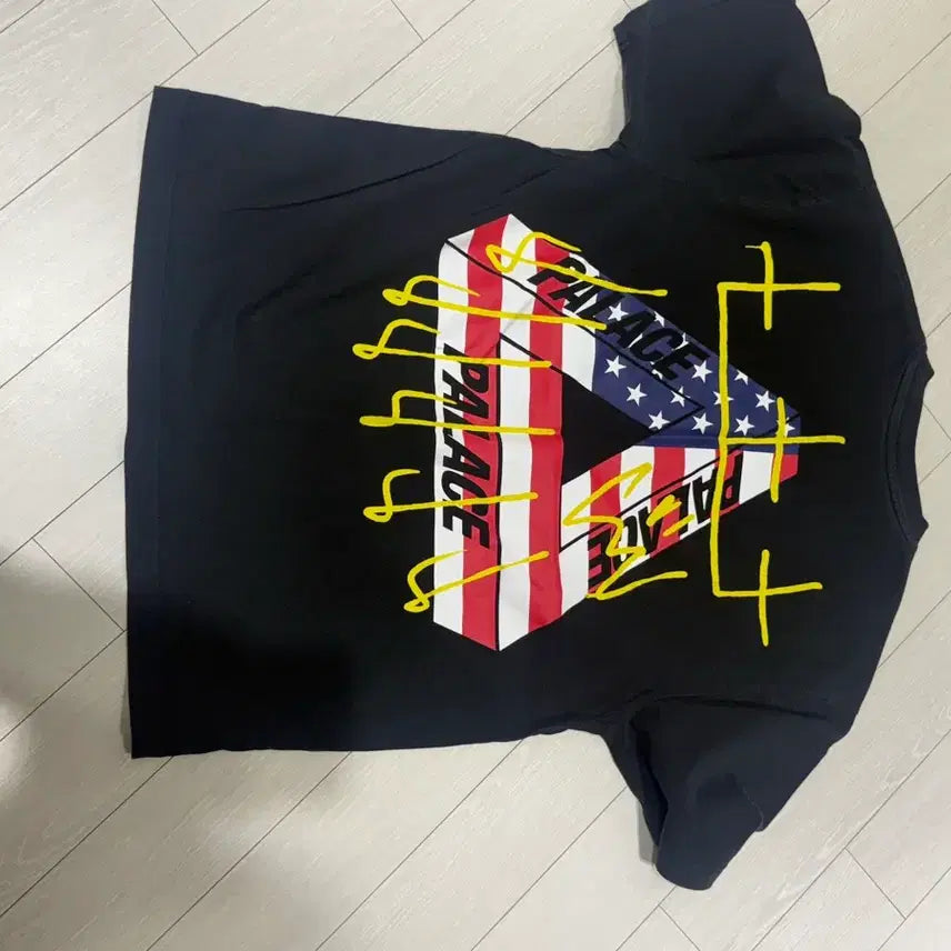 [BUNJANG] Palace America Flag Graphic T-Shirt (Medium) / 팔라스 반팔티 M
