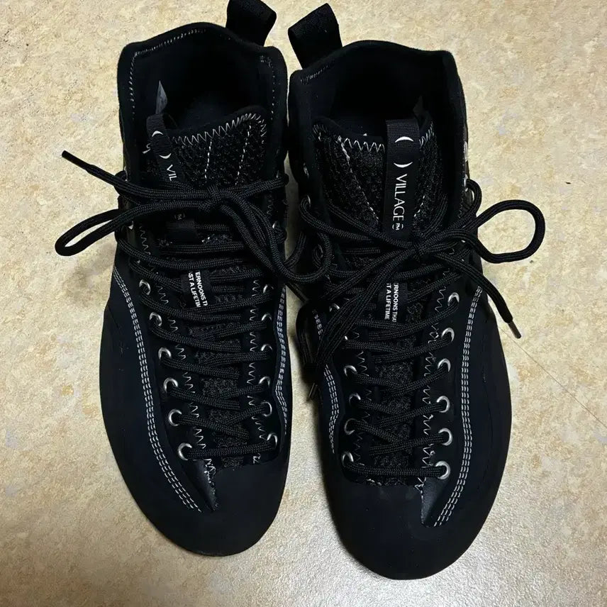 [BUNJANG] VillagePM Mid Black Sneakers / (275-280)Village PM mid 빌라지피엠 미드 블랙