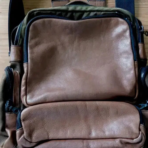 [BUNJANG] JUUN.J x Beanpole Leather Backpack / 준지 빈폴 by JUUN.J 소가죽백백 빈폴by준지 앞면스크래치확인