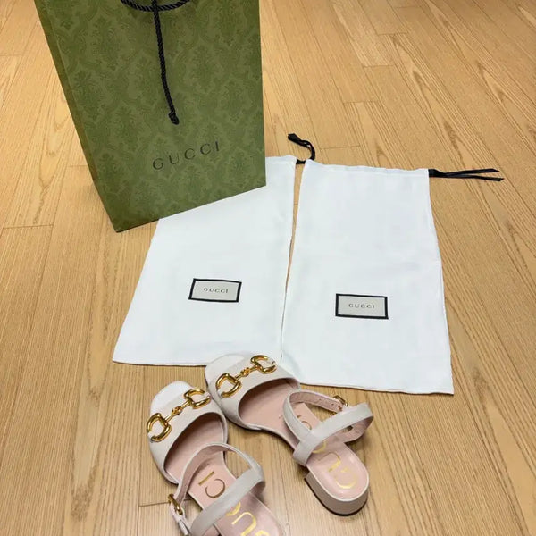 [BUNJANG] Gucci Horsebit White Leather Sandals (EU35.5) / 구찌 gucci 홀스빗 화이트 레더 샌들 (35.5)