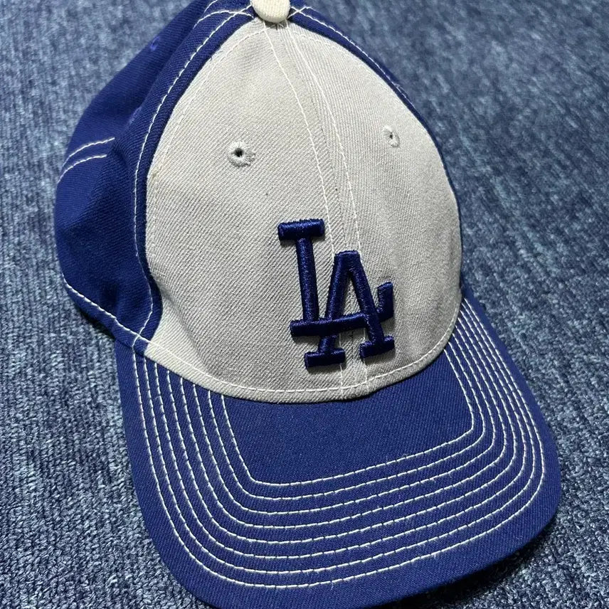 [BUNJANG] New Era LA Dodgers Stitch Cap / 뉴에라 LA다저스 스티치 CAP 볼캡 모자