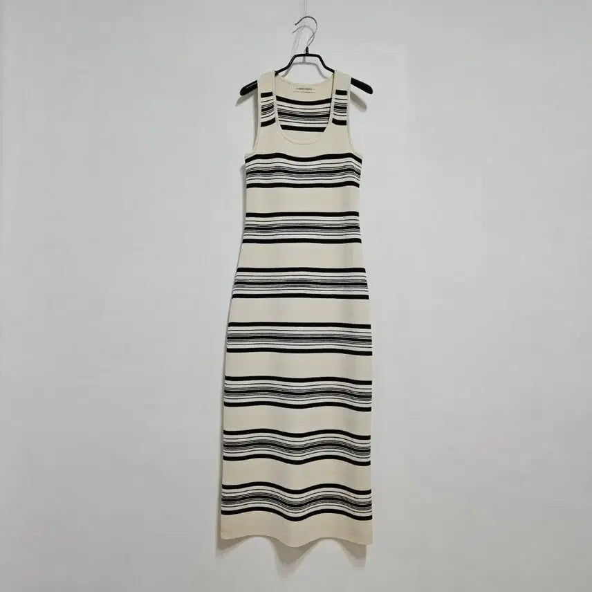 [BUNJANG] Maison de Joie Knit Long Dress / 메종드조이 니트 롱원피스