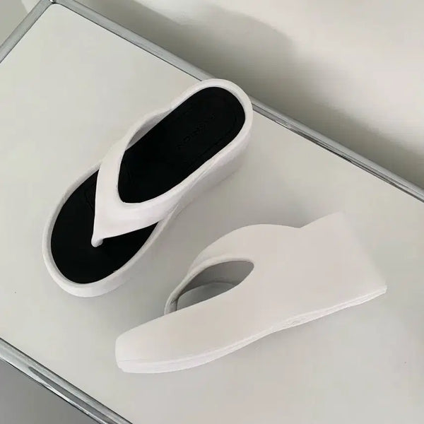 [BUNJANG] Platform Flip-Flop Sandals / 통굽 쪼리