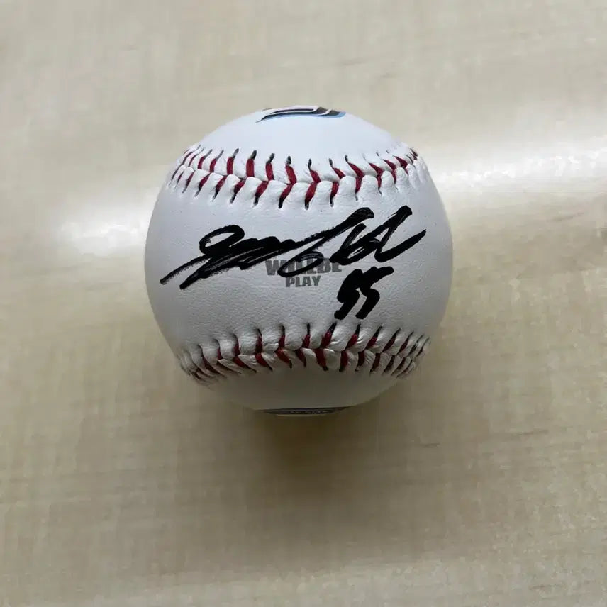 [BUNJANG] Lotte Giants Yoon Sung-bin Signed Baseball / 롯데자이언츠 윤성빈 싸인볼