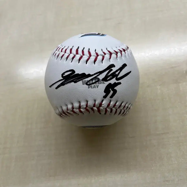 [BUNJANG] Lotte Giants Yoon Sung-bin Signed Baseball / 롯데자이언츠 윤성빈 싸인볼