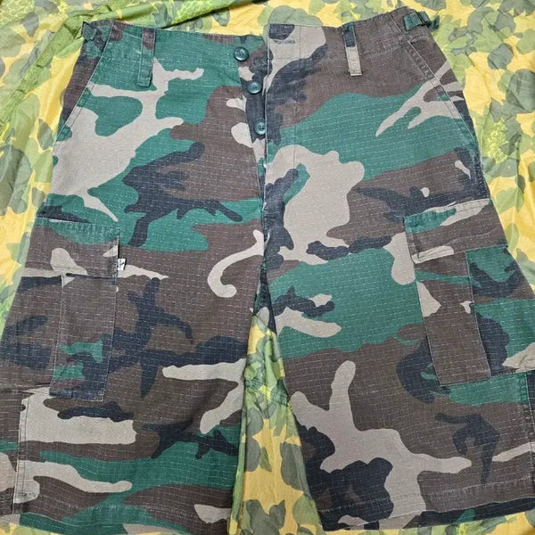 [BUNJANG] Westrooper Woodland Camouflage Combat Cargo Shorts / 웨스트루퍼 전투복반바지 미군반바지 미군전투복반바지 우드랜드반바지