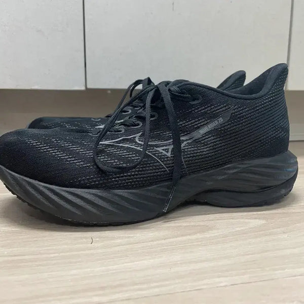 [BUNJANG] Mizuno Wave Rider 28 Black Running Shoes (260) / 미즈노 웨이브 라이더 28 블랙 260