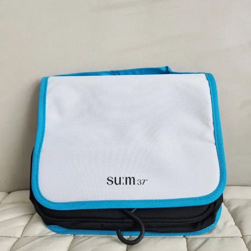 [BUNJANG] su:m37° Hanging Travel Pouch (New) / [미사용&새제품/반값택배무료] 숨37 여행용 걸이형 파우치