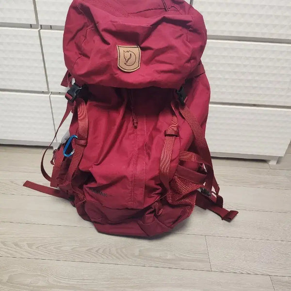 [BUNJANG] Fjällräven Backpack Burgundy / 피엘라벤 배낭