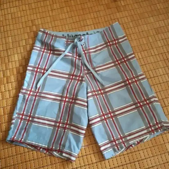 [BUNJANG] Hoolumala Checkered Swim Shorts 28 / 훌루말라 수영 반바지 체크 28