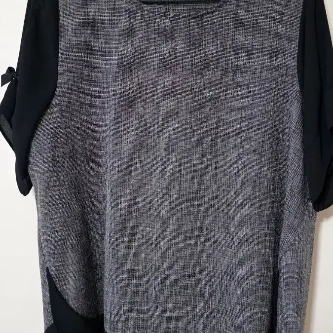 [BUNJANG] Black Chiffon Blouse with Ribbon Detail / 블랙 쉬폰 배색 텍스쳐 블라우스77